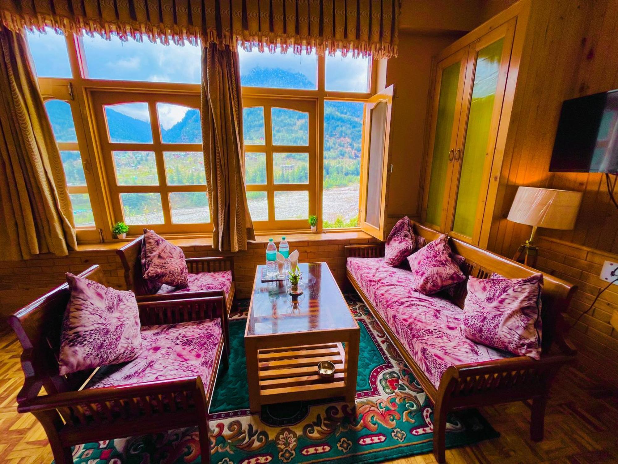 Hotel Hollywood Manali - Scenic River & Mountain View With Premium Rooms Εξωτερικό φωτογραφία