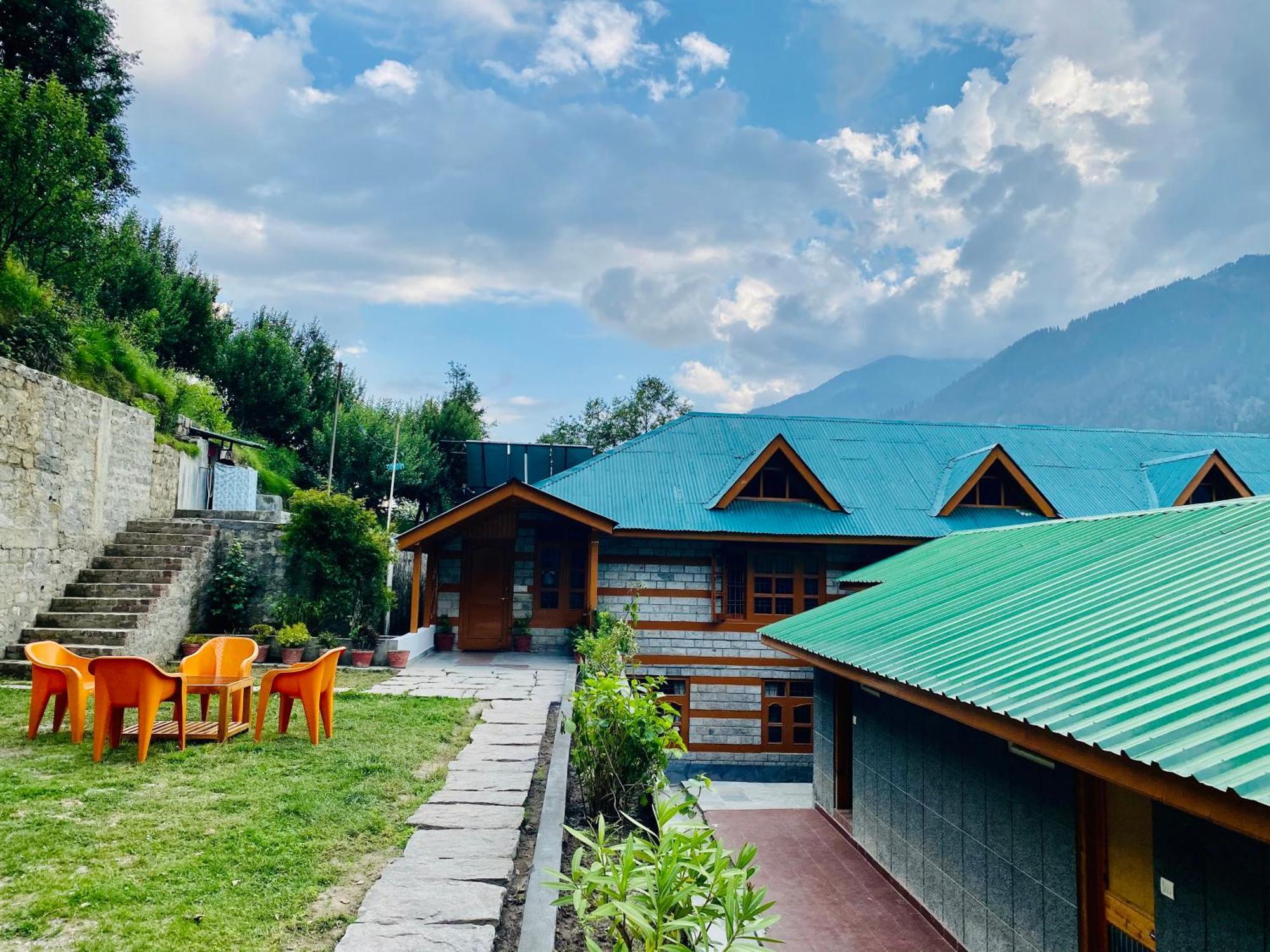 Hotel Hollywood Manali - Scenic River & Mountain View With Premium Rooms Εξωτερικό φωτογραφία