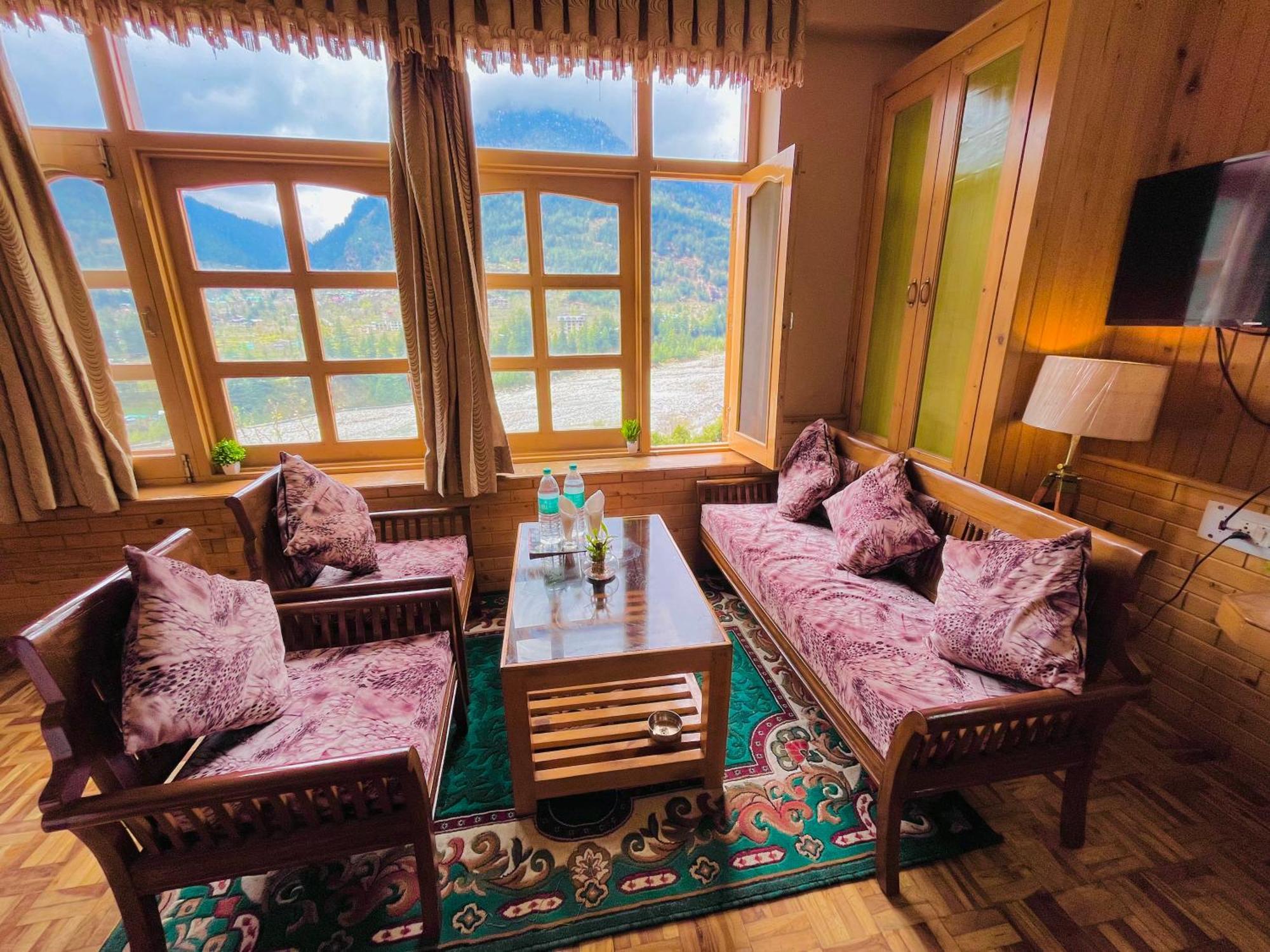 Hotel Hollywood Manali - Scenic River & Mountain View With Premium Rooms Εξωτερικό φωτογραφία