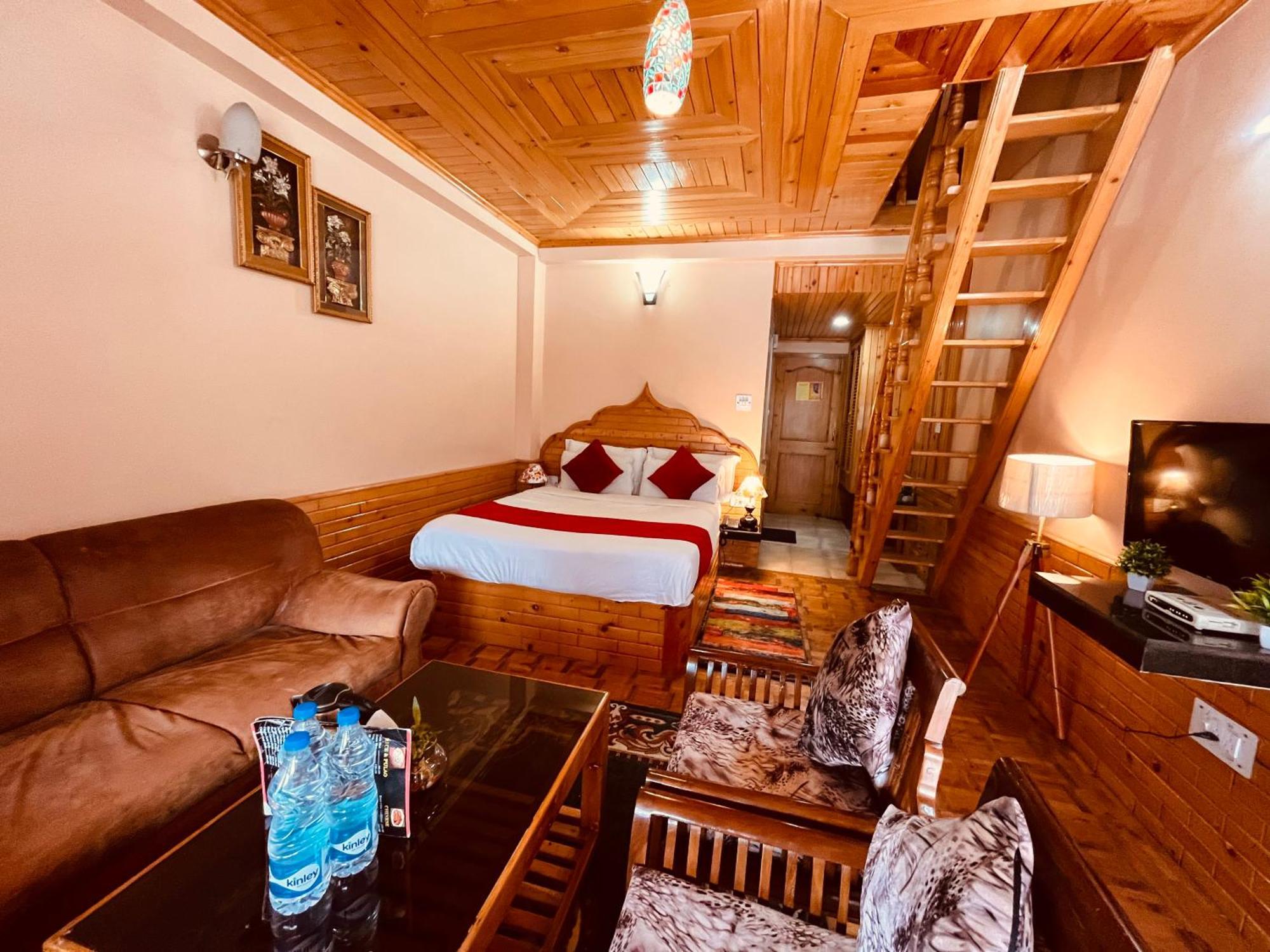 Hotel Hollywood Manali - Scenic River & Mountain View With Premium Rooms Εξωτερικό φωτογραφία